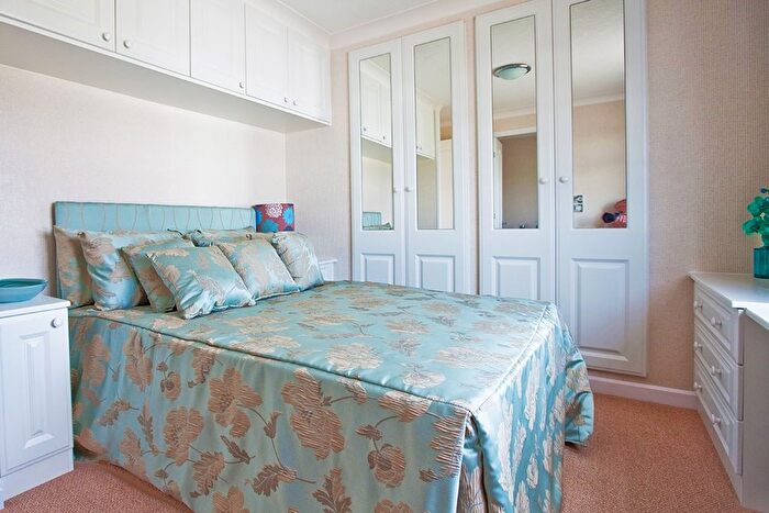 2 Bedroom Mobile/park Home For Sale In Greenacres Park Ltd, Greenacres Park, Adbolton Lane, West Bridgford, Nottingham, Nottinghamshire, NG2