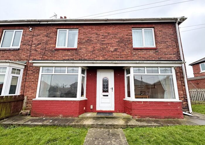 3 Bedroom Semi Detached House For Sale In Beech Terrace, Peterlee, County Durham, SR8