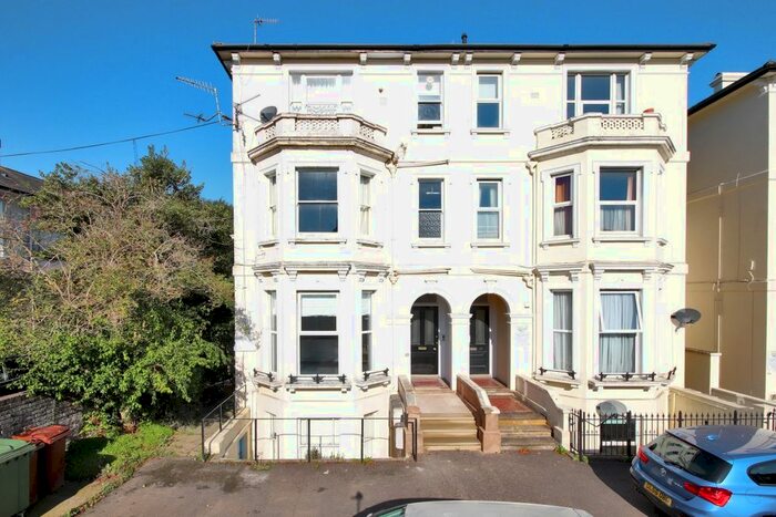 2 Bedroom Flat To Rent In Upper Grosvenor Road, Tunbridge Wells, TN1