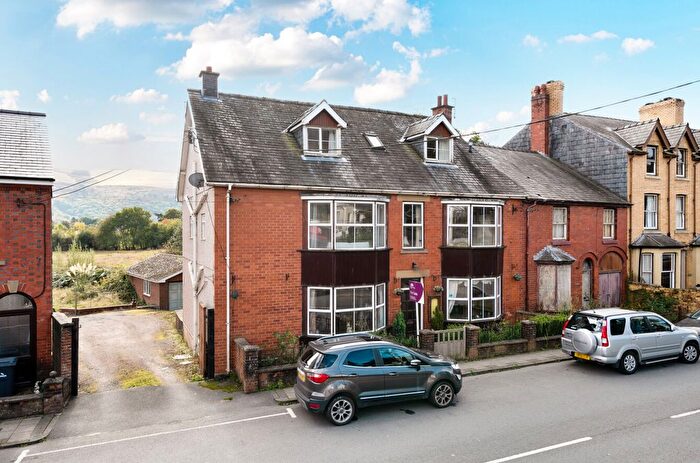 6 Bedroom End Of Terrace House For Sale In East Street, Rhayader, Powys, LD6