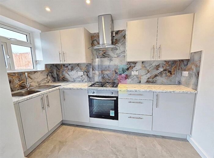 2 Bedroom Terraced House To Rent In Marshall Drive, Hayes, UB4