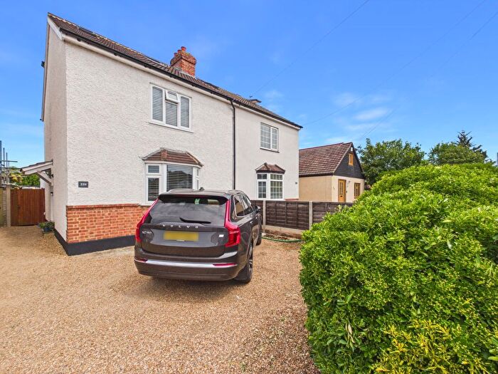 4 Bedroom Detached House For Sale In Feltham Hill Road, Ashford, Surrey, TW15