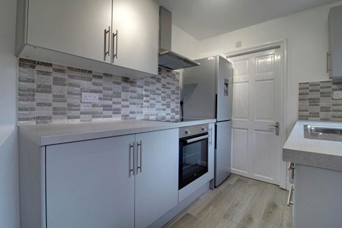 3 Bedroom Semi Detached House To Rent In Mostyn Road, Edgbaston, Birmingham, B16