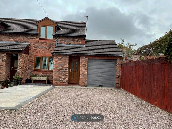 2 Bedroom End Of Terrace House To Rent In Epping Court, Wirral, CH60