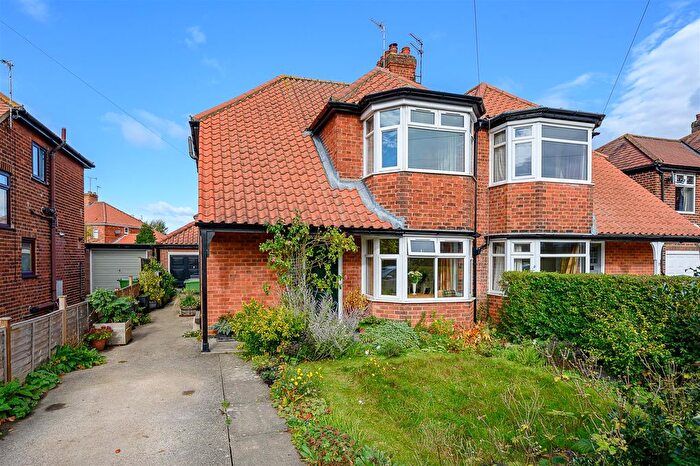 3 Bedroom Semi-Detached House For Sale In Heslington Lane, Fulford, York, YO10