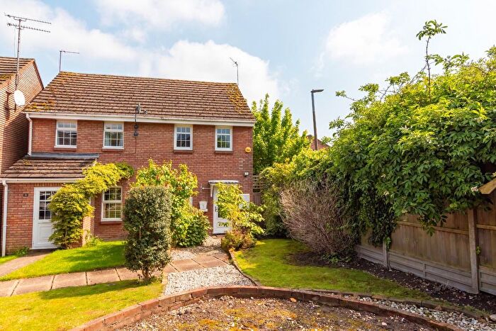 2 Bedroom Semi-Detached House To Rent In Morefields, Tring, HP23