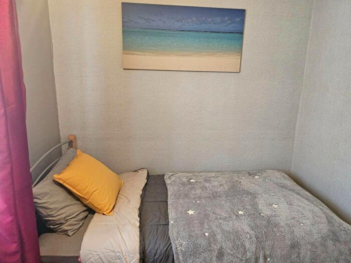 3 Bedroom End Of Terrace House For Sale In Lenham Walk, Manchester, M22