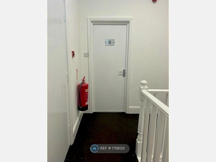 2 Bedroom Flat To Rent In Charnwood Street, Derby, DE1