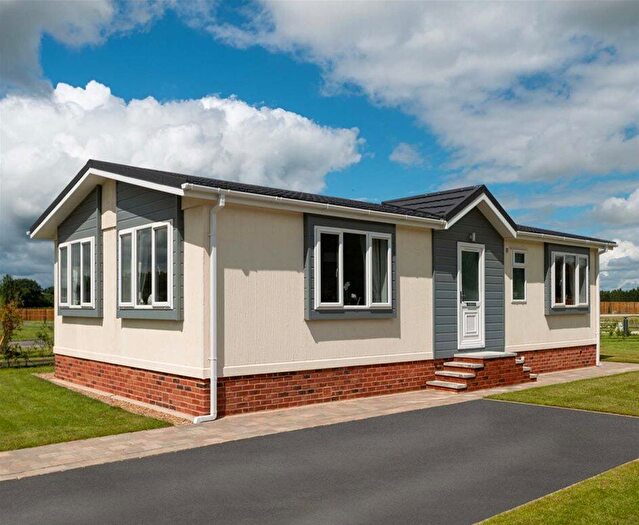 2 Bedroom Park Home For Sale In Prestige Homeseeker Sonata, Ainmoor Grange Country Park, Stretton, Alfreton, Derbyshire, DE55