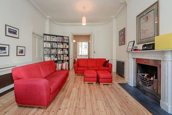 1 Bedroom Flat To Rent In Gloucester Place, Marylebone, London, Uk, W1U