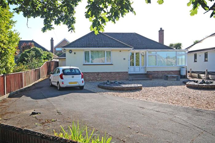 2 Bedroom Bungalow For Sale In Albany Close, Barton On Sea, New Milton, Hampshire, BH25