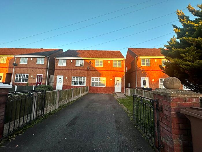 3 Bedroom Property To Rent In Litherland Avenue, Wirral, CH46