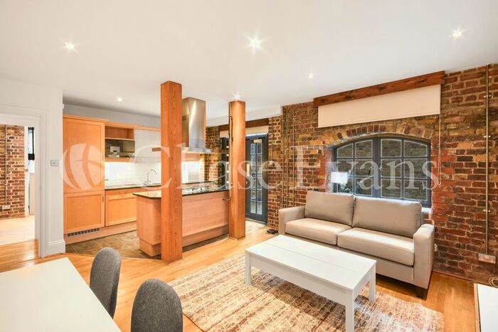 2 Bedroom Flat To Rent In George Row, Tower Bridge, London, SE1