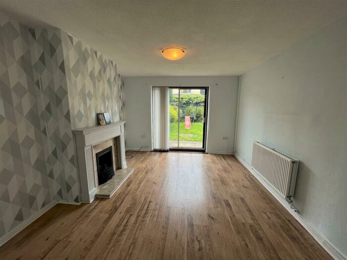 3 Bedroom House To Rent In Abingdon Road, Liverpool, L4