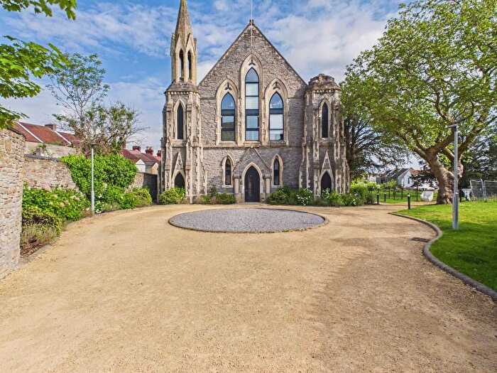 1 Bedroom Flat For Sale In Ellis Court, Park Road, Kingswood, Bristol, BS15