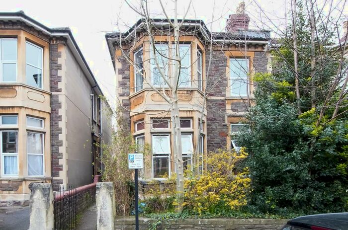 3 Bedroom Ground Flat To Rent In Rokeby Avenue, Redland, Bristol, BS6