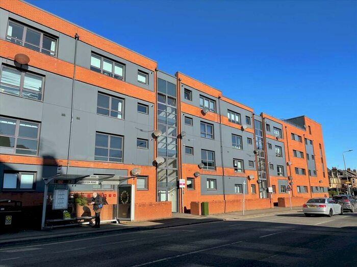 2 Bedroom Flat To Rent In Clarkston Road, Muirend, Glasgow, G44