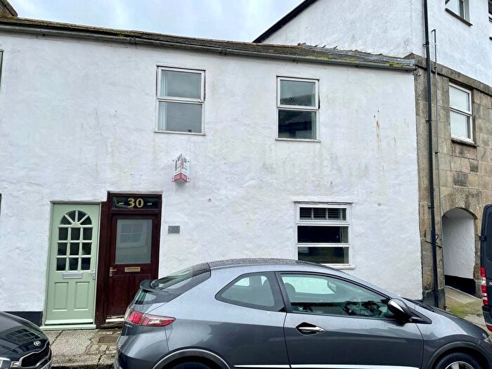 2 Bedroom Cottage For Sale In Church Street, Helston, TR13