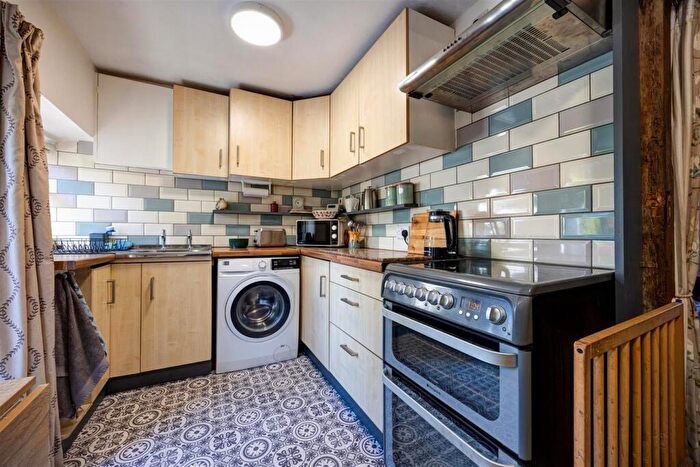 2 Bedroom Cottage For Sale In Baynes Cottages, Low Bentham, LA2