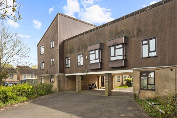 1 Bedroom Apartment For Sale In Taylifers, Harlow, Essex, CM19
