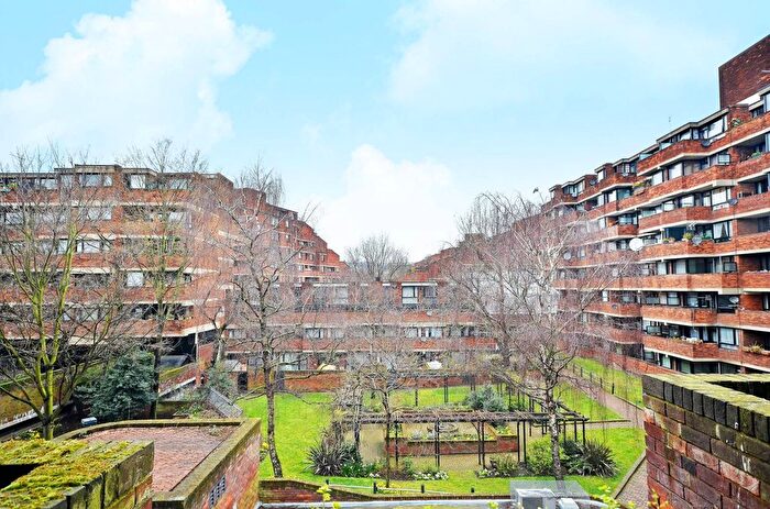 3 Bedroom Maisonette To Rent In Morgan House, Pimlico, London, SW1V