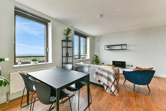 2 Bedroom Flat To Rent In Uncle Wembley, Park Lane, HA9