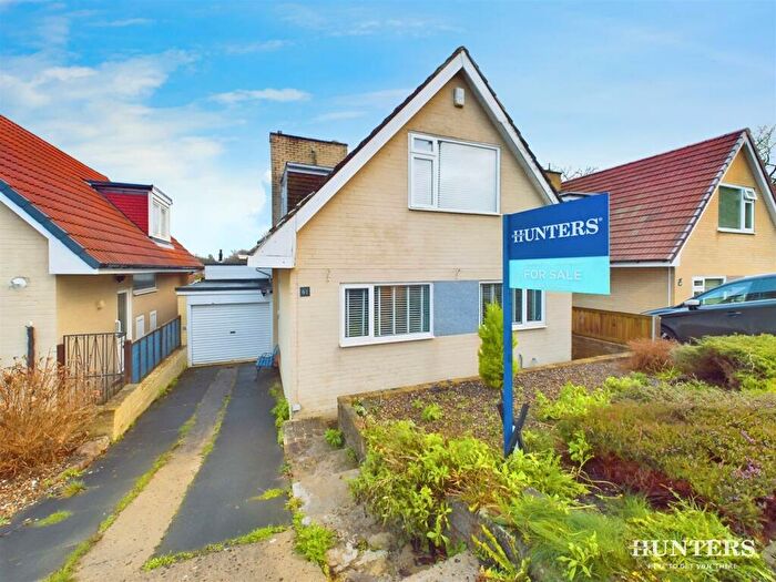 3 Bedroom Link Detached House For Sale In Foxhills Crescent, Lanchester, Durham, DH7