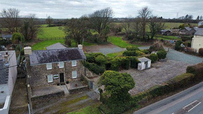 3 Bedroom Farm For Sale In Honeyborough Green, Neyland, SA73