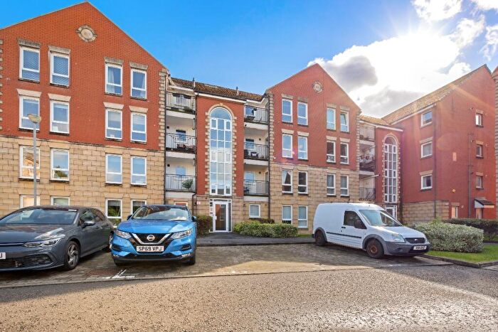 2 Bedroom Flat To Rent In Greenhead Street, Glasgow Green, Glasgow, G40