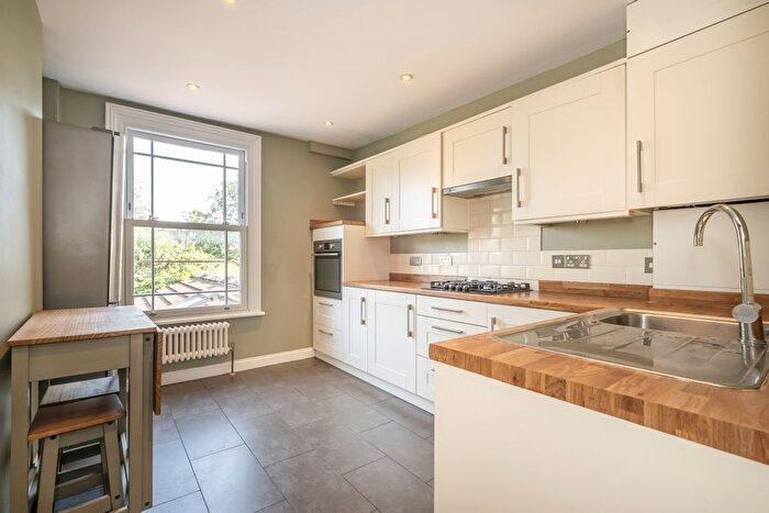 3 Bedroom Maisonette To Rent In Gap Road, London, SW19