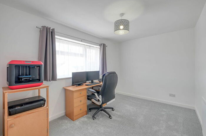 3 Bedroom Terraced House For Sale In Foxwalks Avenue, Rock Hill, Bromsgrove, B61