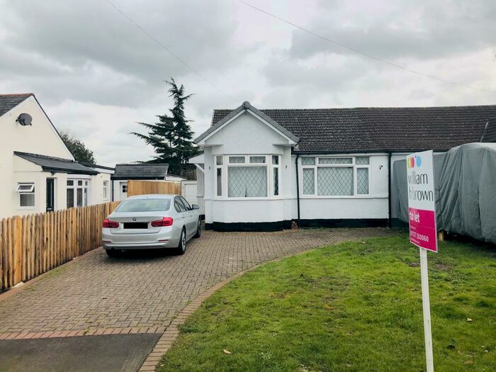 3 Bedroom Semi-Detached Bungalow To Rent In Chelmsford Road, Shenfield, Brentwood, CM15