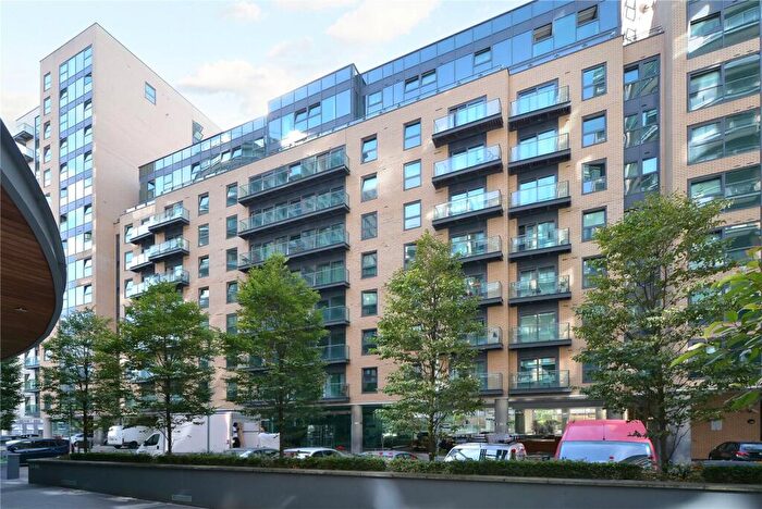 1 Bedroom Flat To Rent In Millharbour, Canary Wharf, London, E14