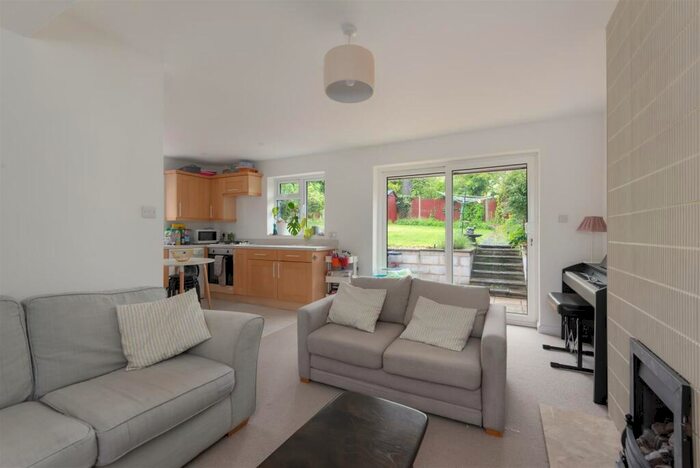 2 Bedroom Semi-Detached Bungalow For Sale In Sandpiper Road, Whitstable, CT5