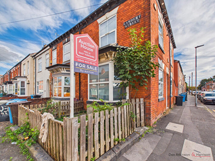 3 Bedroom End Of Terrace House For Sale In Lambert Street, Hull, HU5
