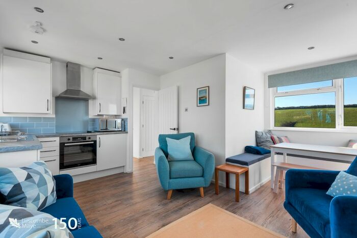 2 Bedroom Flat To Rent In Grand View Road, Hope Cove, Kingsbridge, TQ7