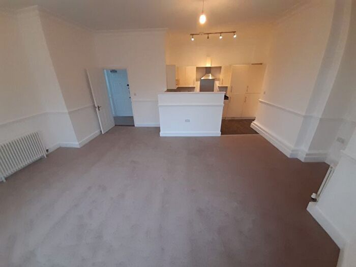 1 Bedroom Flat To Rent In Mays Court, Crooms Hill, Greenwich, SE10