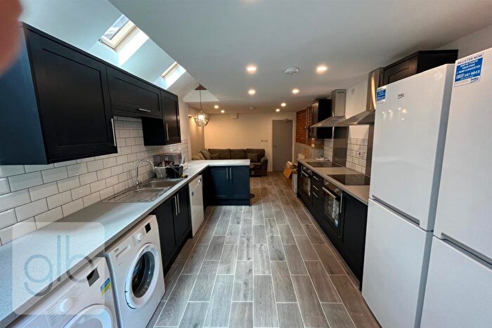 6 Bedroom Terraced House To Rent In St. Georges Road, Coventry, CV1