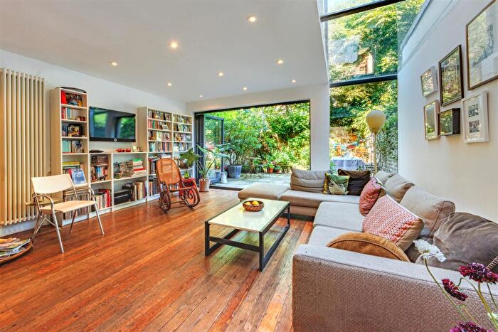 6 Bedroom House For Sale In Lisburne Road, Hampstead, NW3