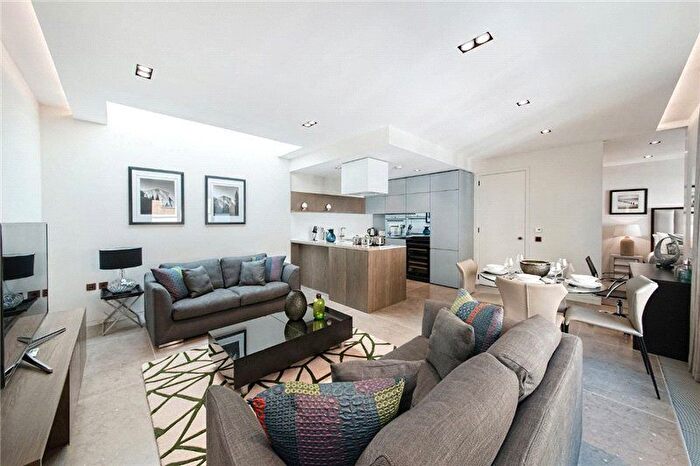 2 Bedroom Flat To Rent In Babmaes Street, St. James's, SW1Y