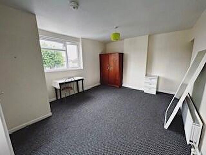 Studio To Rent In Three Spires Avenue, CV6