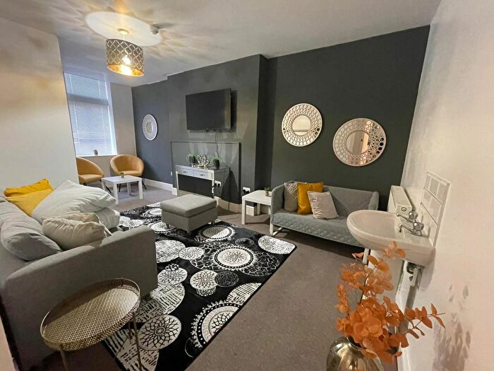 9 Bedroom Maisonette To Rent In West Street, Brighton, BN1