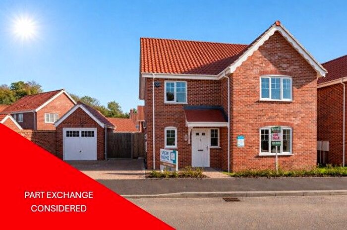 4 Bedroom Detached House For Sale In Lakeside, Blundeston, Suffolk, NR32