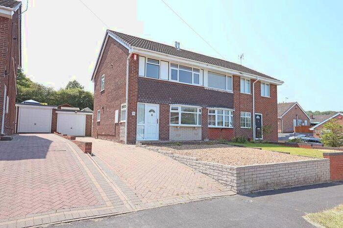 3 Bedroom Semi-Detached House For Sale In Ashbourne Drive, Silverdale, ST5