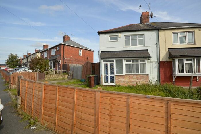 3 Bedroom Semi-Detached House To Rent In Millington Road, Wolverhampton, West Midlands, WV10