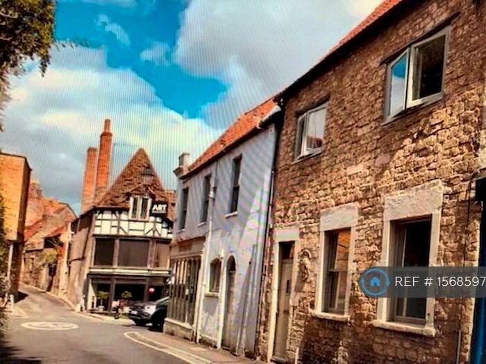 3 Bedroom Terraced House To Rent In Church Street, Frome, BA11