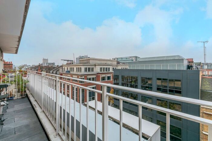 2 Bedroom Flat To Rent In New Cavendish Street, Fitzrovia, London, W1W