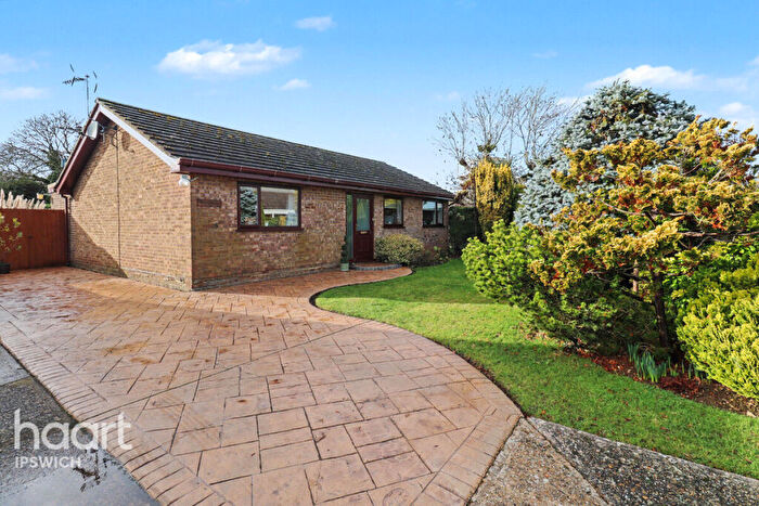 3 Bedroom Detached Bungalow For Sale In Crowcroft Glebe, Ipswich, IP7