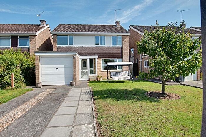 4 Bedroom Detached House For Sale In Pine Walk, North Bradley, Trowbridge, BA14