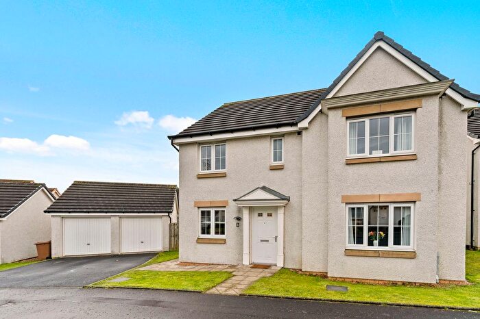 4 Bedroom Detached House For Sale In Redwing Wynd, Dunfermline, KY11